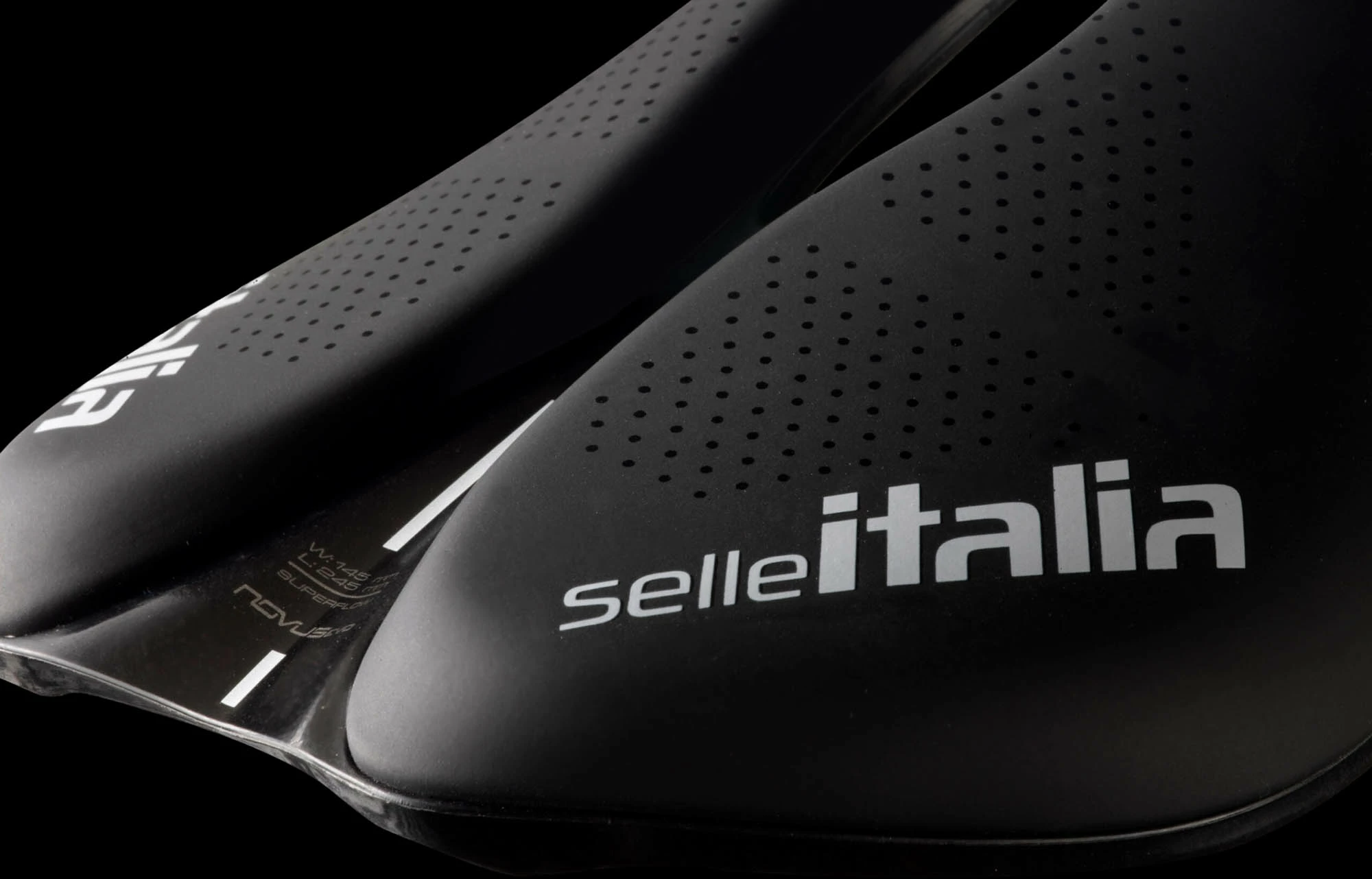 Selle Italia NOVUS Endurance TM Boost EVO Superflow Saddle 3 Selle Italia NOVUS Endurance TM Boost EVO Superflow Saddle – Bild 3