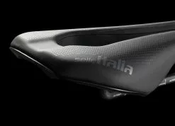 Selle Italia WATT Kit Carbonio Superflow Saddle 5 Selle Italia WATT Kit Carbonio Superflow Saddle -Deutschland Fahrradzubehör Verkaufs-Shop Selle Italia WATT Kit Carbonio Superflow Saddle 03