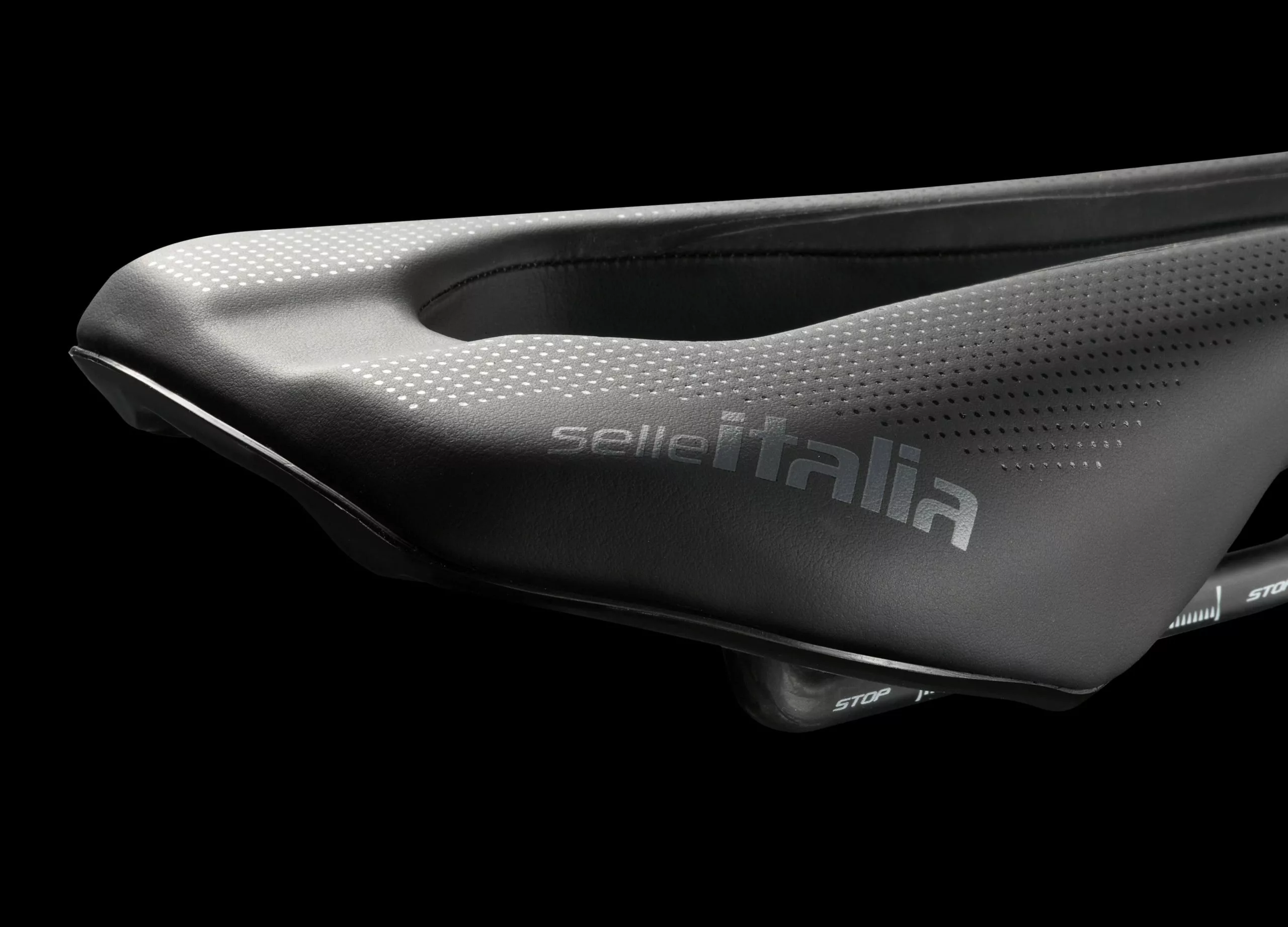 Selle Italia WATT Kit Carbonio Superflow Saddle 3 Selle Italia WATT Kit Carbonio Superflow Saddle – Bild 3