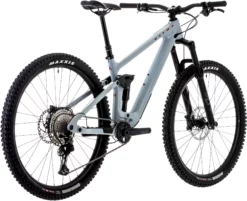 Vitus Sommet 29 CRS Mountainbike (2022) -Deutschland Fahrradzubehör Verkaufs-Shop Vitus Escarpe 29 CRS Mountain Bike 2022 Oryx Grey 03
