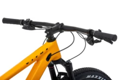 Vitus Rapide 29 CRS Mountain Bike (2022) 10 Vitus Rapide 29 CRS Mountain Bike (2022) -Deutschland Fahrradzubehör Verkaufs-Shop Vitus Rapide 29 CRS Mountain Bike 2022 Mango 05