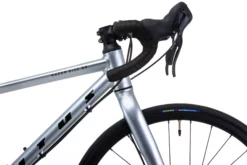 Vitus Razor Disc 24 Kids Road Bike -Deutschland Fahrradzubehör Verkaufs-Shop Vitus Razor Disc 24 Kids Road Bike 05